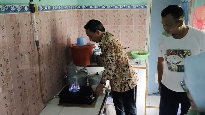 
					Pengolahan limbah kotoran menjadi biogas milik Desa Pamotan, Kecamatan Pamotan, Rembang. Foto diambil, Selasa (4/1/2025). (Foto: rembangsepekan.com)