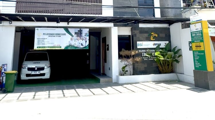 Klinik Pratama Ibnu Cholil Rembang, Jalan Majapahit Nomor 2B, Rembang. Depan eks Stasiun Rembang. (Foto: rembangsepekan.com)