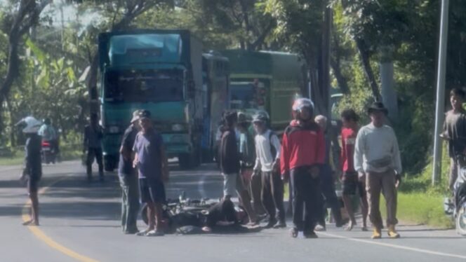 
					Laka Pantura di dekat Pelabuhan Tanjung Bonang, Sluke, Rabu (4/6/2025). (Foto: rembangsepekan.com)