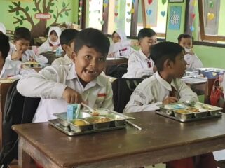 Pelaksanaan Program MBG di Kecamatan Lasem, Rembang. (Foto: rembangsepekan.com)
