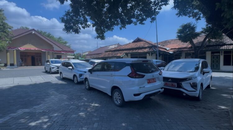 Bupati Rembang Harno kumpulkan camat di Rumdin Bupati, Rabu (23/7/2025). (Foto: rembangsepekan.com)