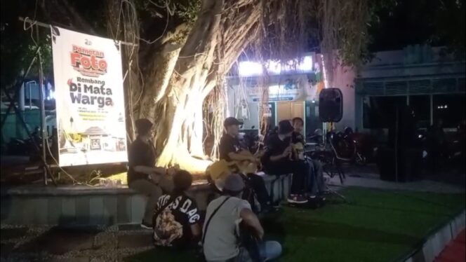 
					Pameran foto bertajuk ‘Rembabg di Mata Warga’ di Kompleks Rumah Dinas Wakil Bupati Rembang, Sabtu (26/7/2025). (Foto: Doni Setiawan/rembangsepekan.com)