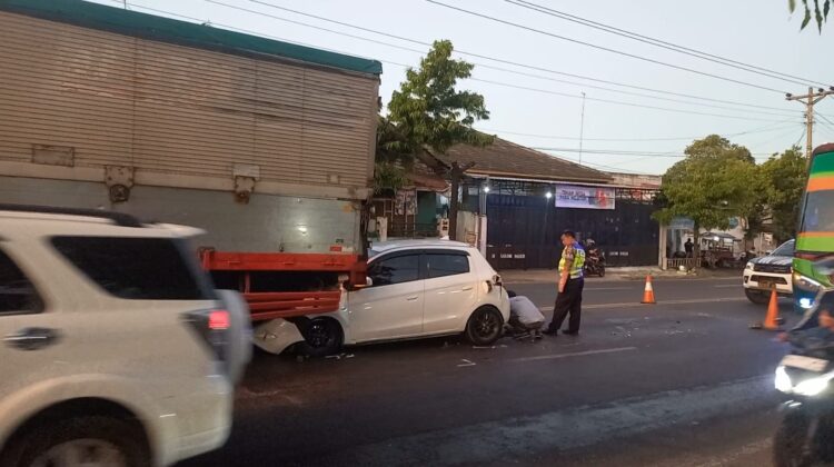 Kecelakaan Lalu Lintas di Jalur Pantura, Ruas Desa Pacar, Rembang, Jumat (1/8/2025). (Foto: Doni Setiawan/rembangsepekan.com)