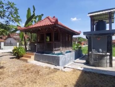 Musala yang diduga dipakai 2 ASN di Pancur, melakukan tindak asusila, Jumat (1/8/2025). (Foto: rembangsepekan.com)
