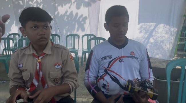 Murid SMPN 1 Lasem yang mengikuti ekstrakurikuler Makerspace. (Foto: rembangsepekan.com)