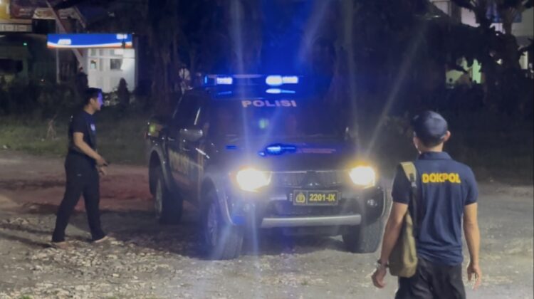 Tim Forensik Biddokkes Polda Jateng usai autopsi jenazah, Senin (11/8/2025) malam. (Foto: rembangsepekan.com)