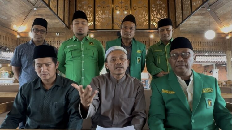 Sejumlah DPC Partai Persatuan Pembangunan (PPP) dari berbagai daerah di Jawa Tengah berkumpul di Rembang, Kamis (28/8). (Foto: rembangsepekan.com)