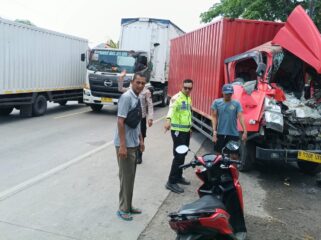 Laka lantas di jalur Pantura Rembang, tepatnya di Jalan Nasional masuk wilayah Desa Gedongmulyo, Kecamatan Lasem, pada Kamis (25/9/2025) sekitar pukul 09.45 WIB. (Foto: rembangsepekan.com)