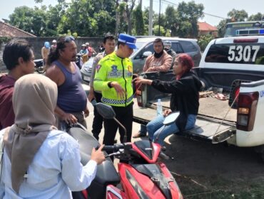 Kecelakaan maut terjadi di Jalur Pantura Desa Sumbersari, Kecamatan Kragan, Kabupaten Rembang, Senin (29/9/2025). (Foto: rembangsepekan.com)