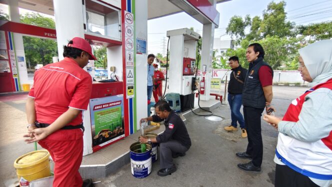 
					filter: 0; fileterIntensity: 0.0; filterMask: 0; captureOrientation: 0;
algolist: 0;
multi-frame: 1;
brp_mask:8;
brp_del_th:0.0055,0.0000;
brp_del_sen:0.1000,0.0000;
motionR: 0;
delta:null;
bokeh:0;
module: photo;hw-remosaic: false;touch: (-1.0, -1.0);sceneMode: 2621440;cct_value: 0;AI_Scene: (200, 2);aec_lux: 167.25937;aec_lux_index: 0;albedo:  ;confidence:  ;motionLevel: 0;weatherinfo: null;temperature: 43;