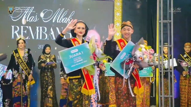 Gaisan Akhtar Nabihan dan Aulia Dewi Santika berhasil meraih gelar Mas dan Mbak Rembang 2025 dalam grand final yang digelar di Pendopo Museum RA Kartini, Sabtu (18/10/2025). (Foto: rembangsepekan.com)