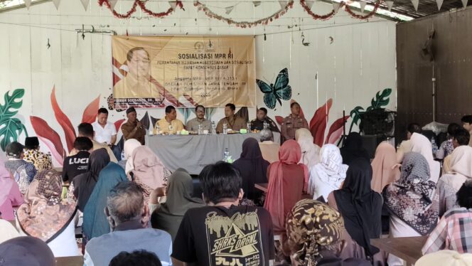 
					filter: 0; fileterIntensity: 0.0; filterMask: 0; captureOrientation: 0;
algolist: 0;
multi-frame: 1;
brp_mask:0;
brp_del_th:0.0000,0.0000;
brp_del_sen:0.0000,0.0000;
motionR: 0;
delta:null;
bokeh:0;
module: photo;hw-remosaic: false;touch: (-1.0, -1.0);sceneMode: 8;cct_value: 0;AI_Scene: (-1, -1);aec_lux: 237.65094;aec_lux_index: 0;albedo:  ;confidence:  ;motionLevel: 0;weatherinfo: null;temperature: 39;