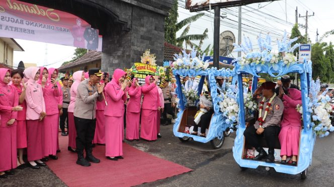 
					Pisah sambut pejabat Kapolres Rembang, Jumat (30/1/2026). Foto: rembangsepekan.com