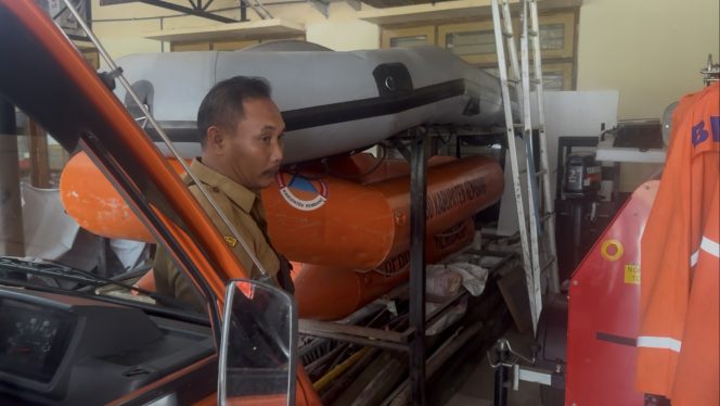 
					BPBD Rembang pastikan logistik dan peralatan kedaruratan aman dan siap pakai. Foto: rembangsepekan.com 