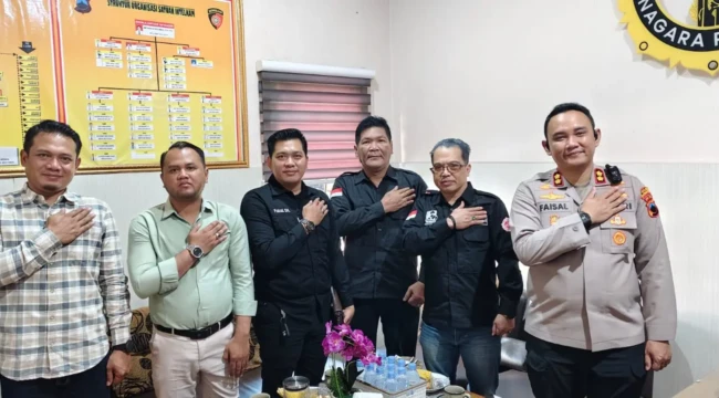 Foto Bersama Ikadin Rembang bersama Kapolres (Foto Rembangsepekan.com) 