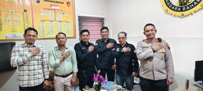 
					Foto Bersama Ikadin Rembang bersama Kapolres (Foto Rembangsepekan.com) 