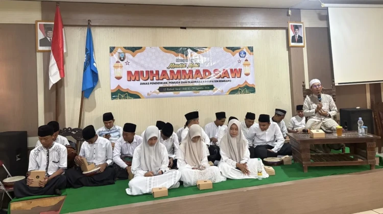 Dindikpora Rembang gelar peringatan Maulid Nabi Muhammad SAW, Jumat (28/8/2026) di aula kantor setempat. (Foto: rembangsepekan.com)