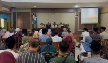 Sosialisasi pengelolaan potongan penghasilan Aparatur Sipil Negara (ASN) di lingkungan pendidikan, Kamis (6/8). Foto: rembangsepekan.com
